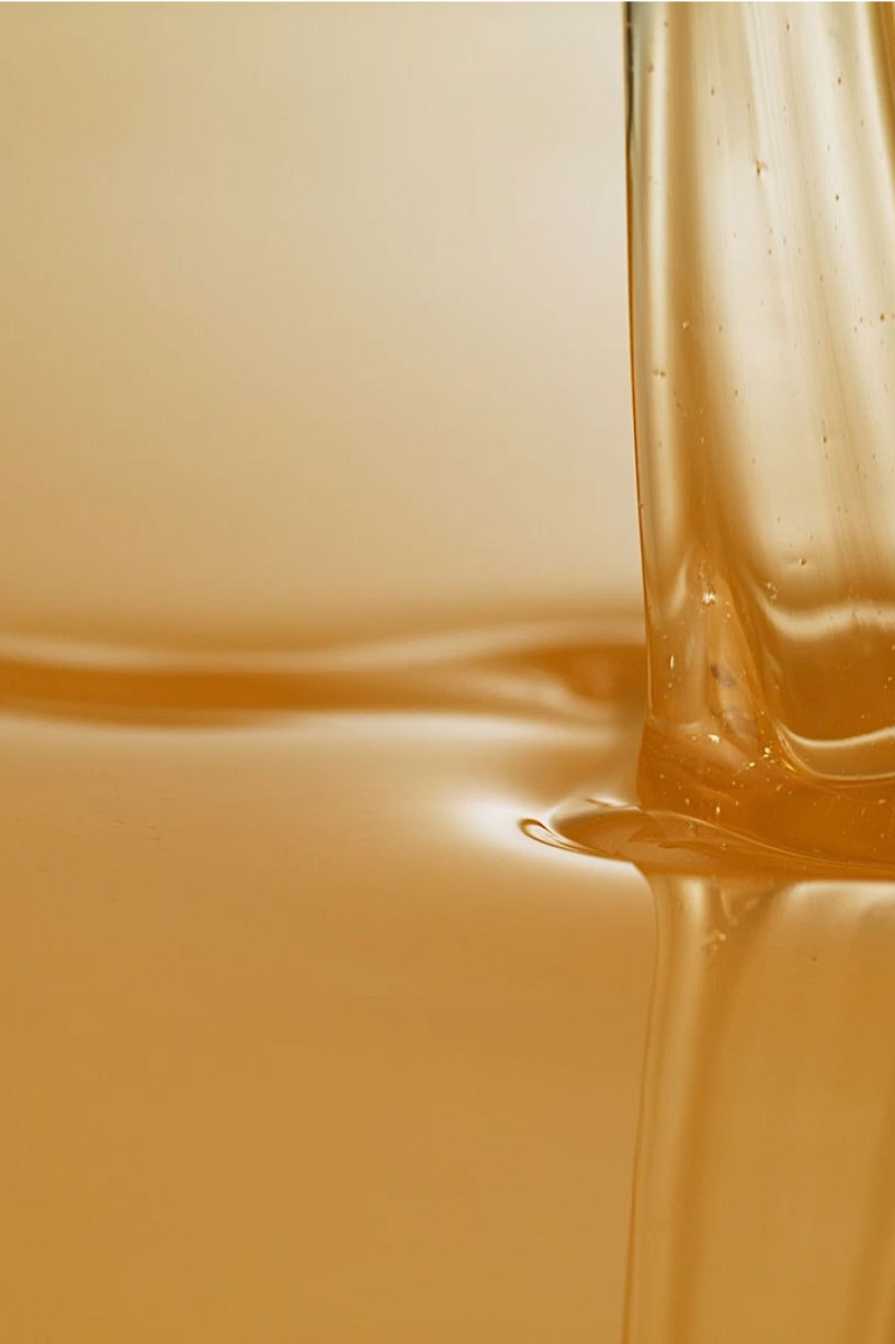 Car Air Freshener - Vanilla & Wood - Metal Gold